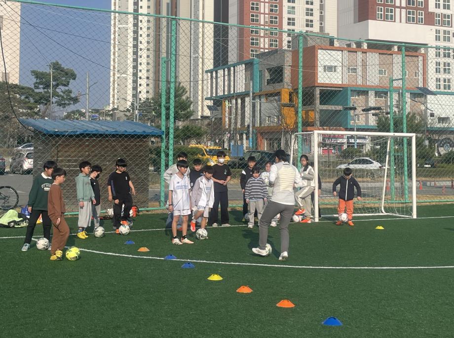 증평군보건소, 비만 아동 집중 프로그램 &lsquo;새싹 축구교실&rsquo; 운영