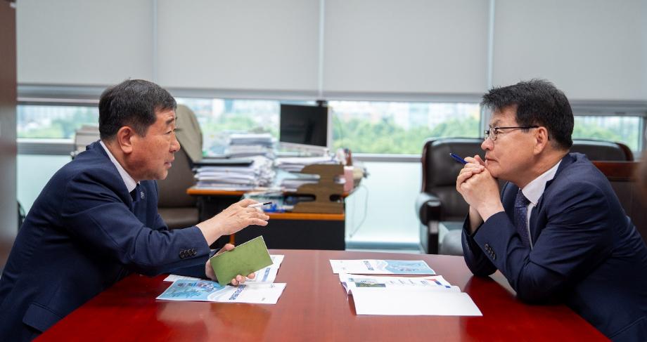 이재영 증평군수, 국회 찾아 &lsquo;두 발로 뛰며 국비 확보 총력&rsquo;