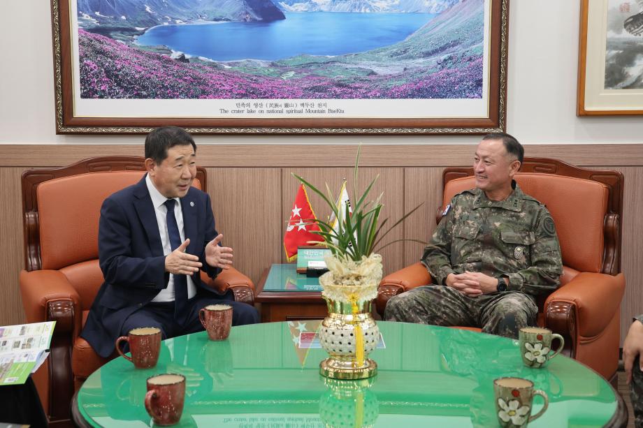 증평군, 군부대와 함께 상생 넘어 성장 동행 &ldquo;군(軍)과 함께, 군(郡)이 성장한다&rdquo;