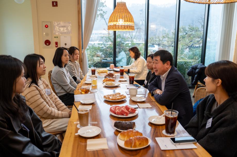 증평군, 신규 공직자와&lsquo;브런치 토크&rsquo;