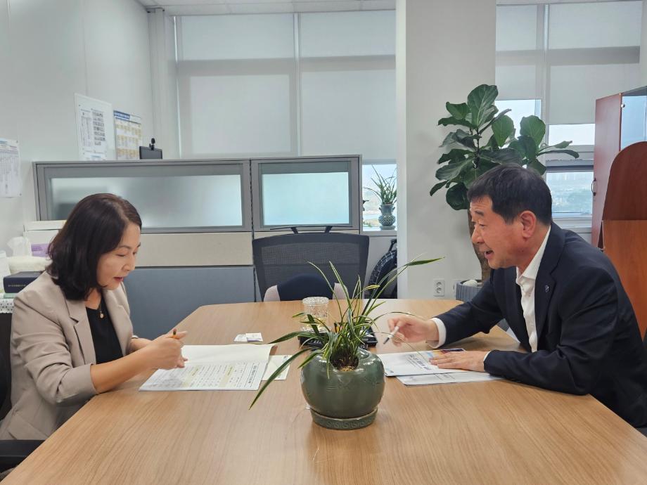 이재영 증평군수, 아동복지와 청년지원에 대한 정책 제안